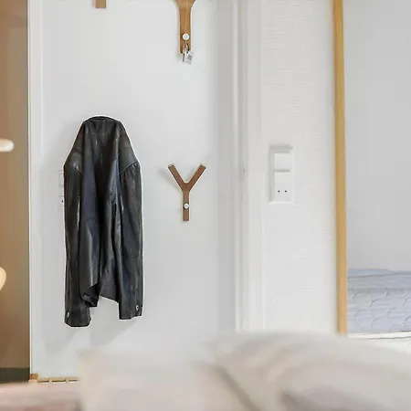 1502-aakirkeby-malurtvej-7 بيت للعطل *