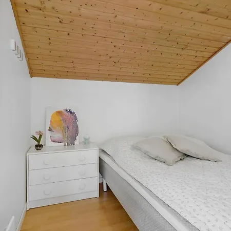 بيت للعطل 1502-aakirkeby-malurtvej-7 *